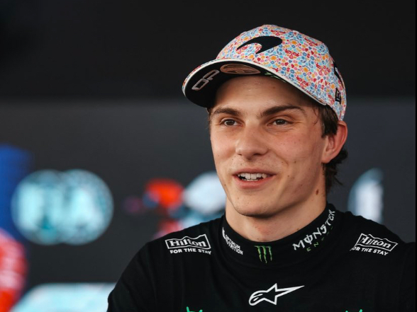 哈斯车队横扫梅赛德斯,皮亚斯特里高光表现 哈斯车队横扫梅赛德斯,皮亚斯特里高光表现