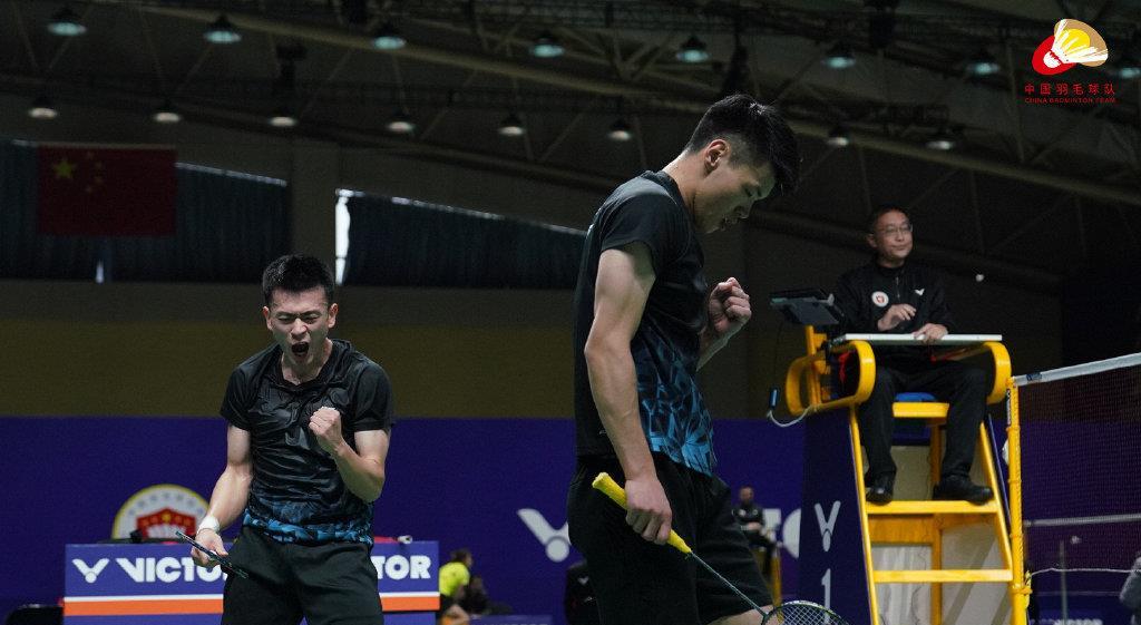 印度队鏖战中国队，郑思维扛起全队