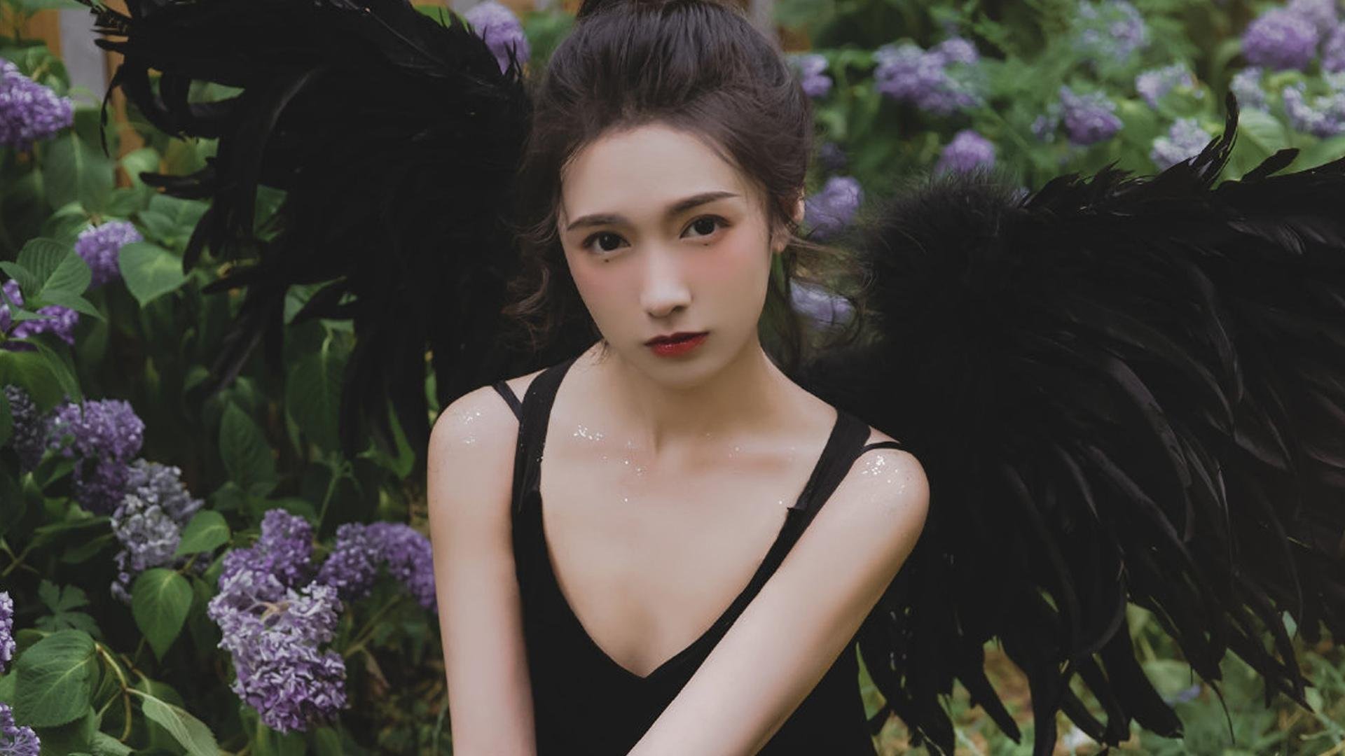 德罗赞决胜时刻封神,活塞惊险带走灰熊赢得关键战役