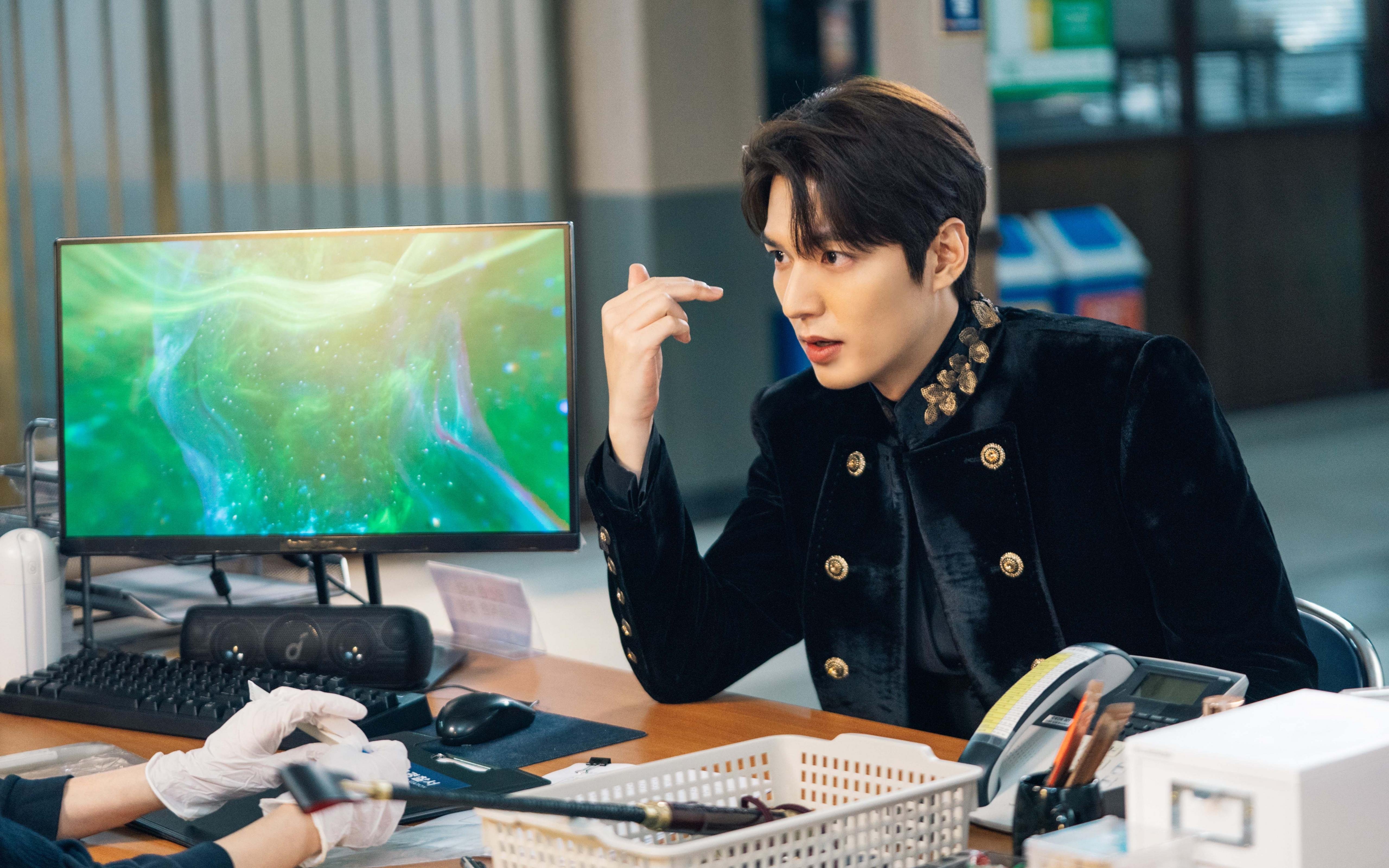 王冠上的独奏者，巴尔韦德大场面先生之夜